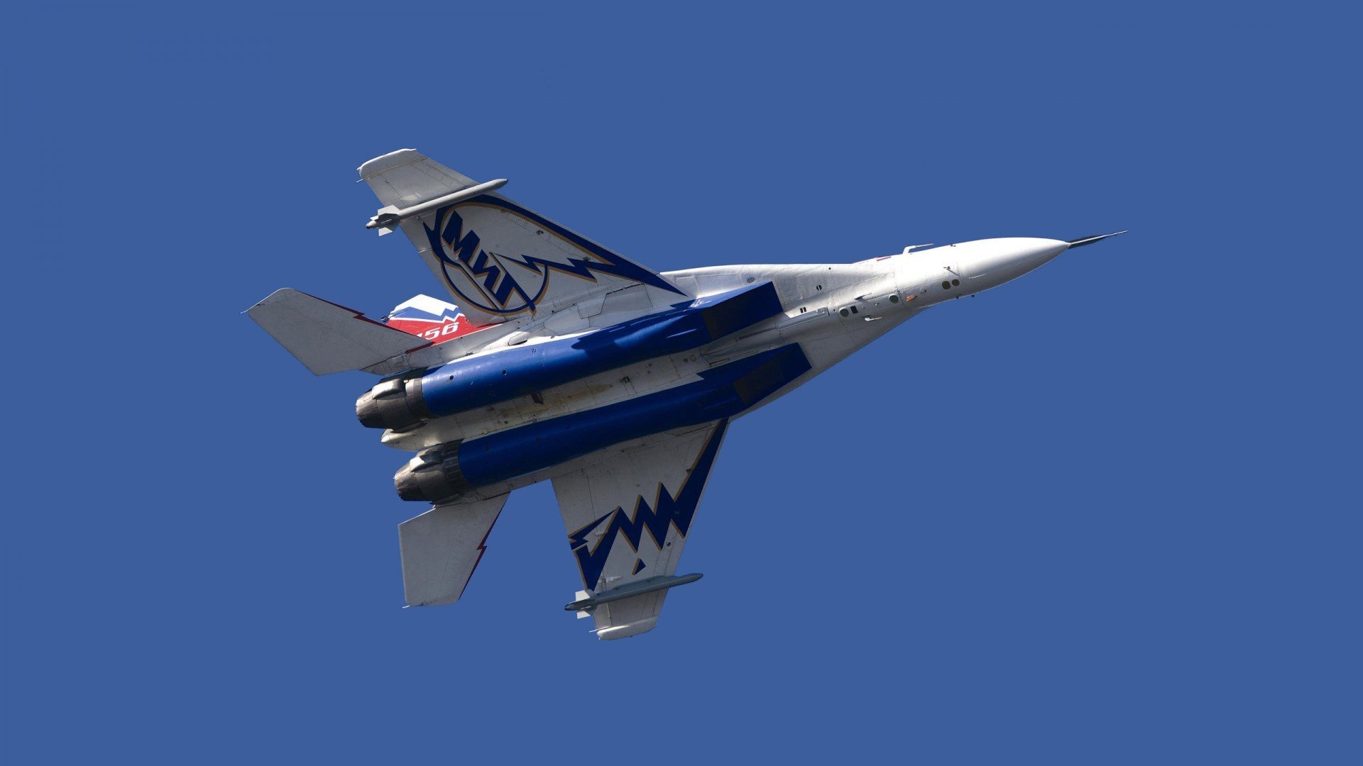 爱游戏体育官方网站-慢节奏球队如何应对快节奏对手的持续冲击，慢节奏与快节奏