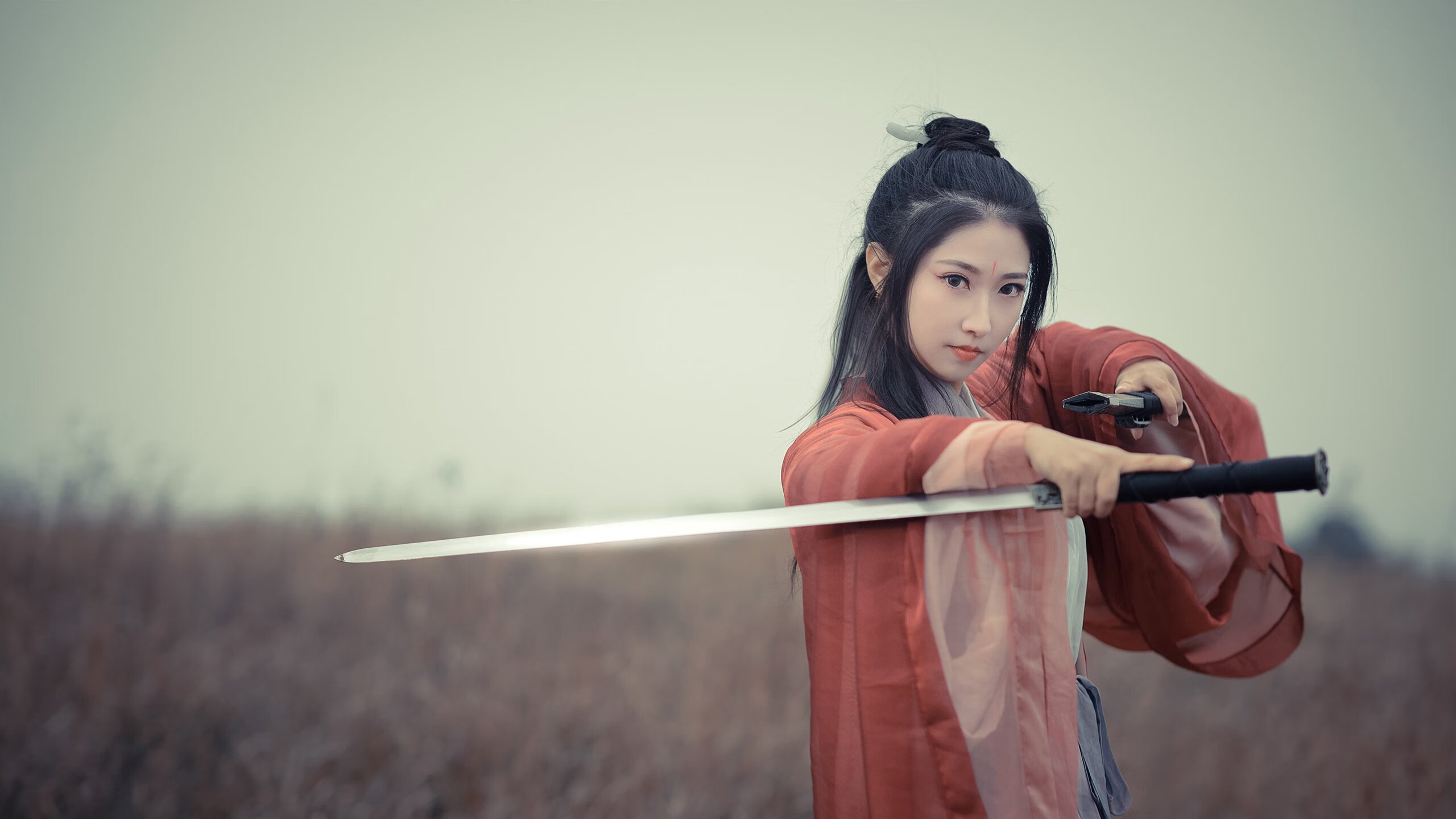 伊丽莎白·德克斯刷新个人最佳成绩，伊丽莎白和德雷克