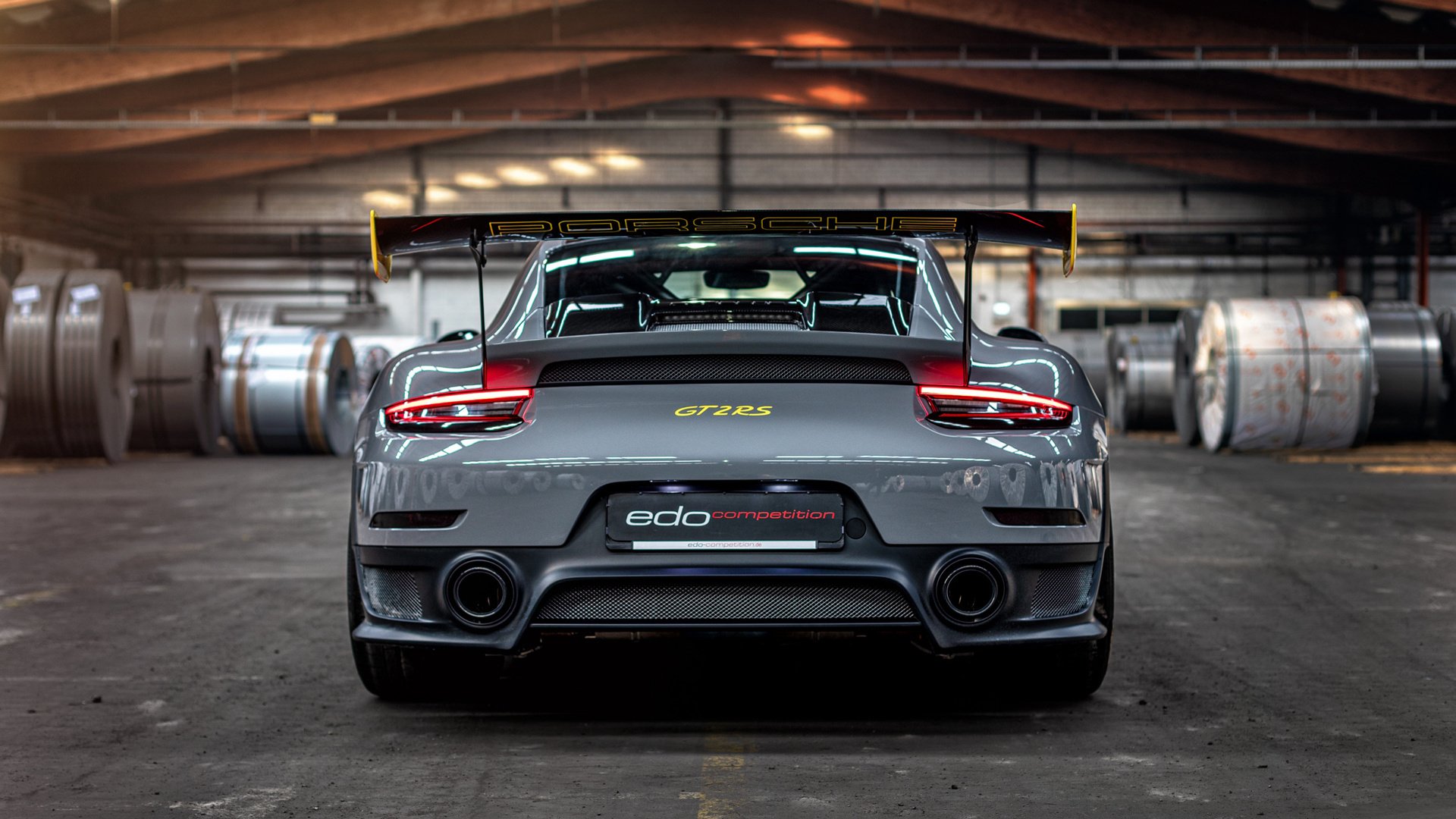 爱游戏娱乐网址-曼联战术分析引发专家热烈讨论，曼联的战术打法